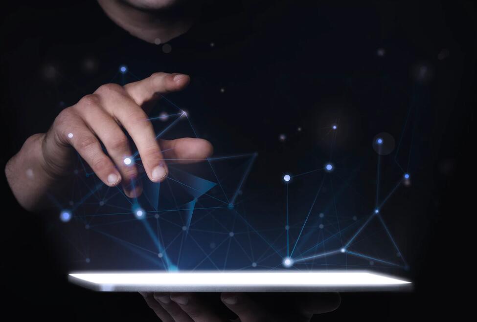 弯弯的月亮是什么意思 弯弯的月亮舞蹈